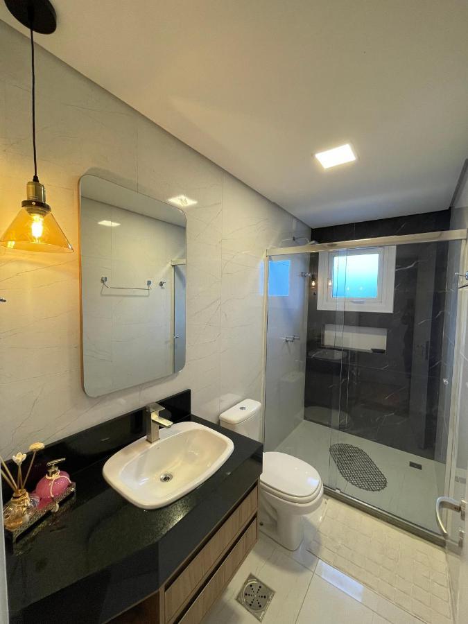 Apartamento Espetacular, 2 Suites, A 30M Da Rua Coberta Gramado Eksteriør billede
